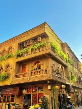 康輝旅游網【佛山出發(fā)】肇慶溫德姆酒店、嘆自助晚餐、巖前村、古城墻、金象山、騎樓街、純玩2天