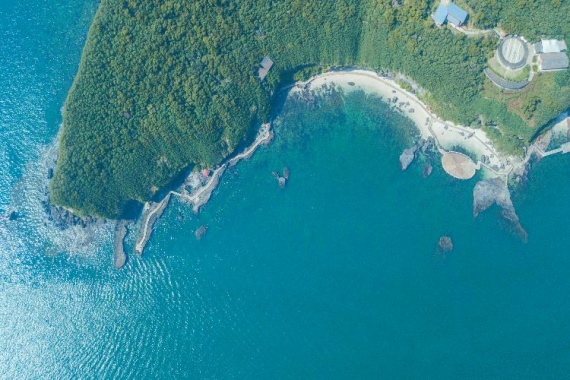 康輝旅游網(wǎng)廣州往返廣西潿洲島、鱷魚山火山公園、天主教堂、北海銀灘純玩動車3天，趣玩潿洲