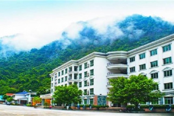 康輝旅游網(wǎng)【尋味粵北.祛濕養(yǎng)生】廣州往返連州陽山廣東第一峰、玄真云溪九瀑純玩3天