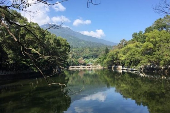 康輝旅游網(wǎng)【五一】 廣州往返惠州 逛惠州5A西湖 拜5A羅浮山 仙鵝谷 食足3餐 純玩2天