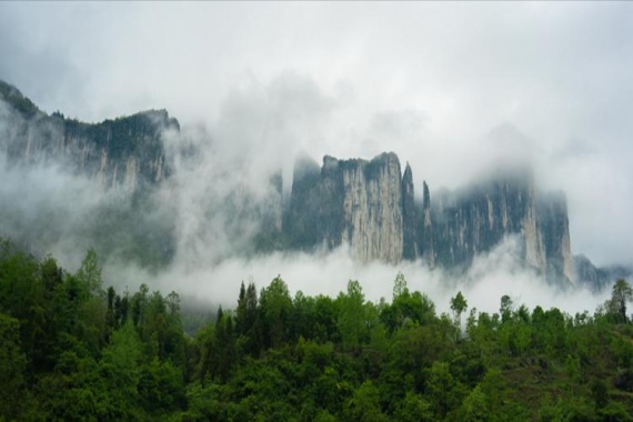 康辉旅游网<秋染巫山>酉阳桃花源、濯水古镇、女儿城、恩施大峡谷、三峡游船、重庆双卧7天