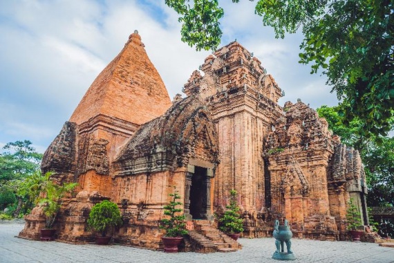 康辉旅游网【自营SD】<精彩双城>南航广州往返越芽庄绥和5天4晚跟团游