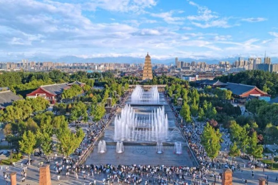 康辉旅游网<经典>广州往返·畅游西安 小南门.兵马俑.丽山园.西安博物院  双飞5日