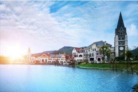 康辉旅游网<高明直通车>广州往返美的鹭湖入住岭南东方酒店纯玩3天