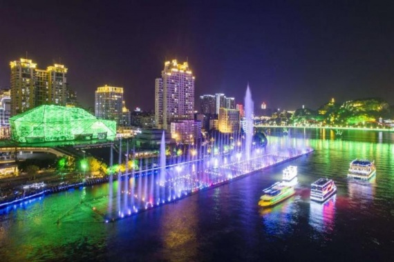 康辉旅游网<经典>ZM红火柿乡•悬崖书店，棉花天坑+悬崖书屋+大龙潭+百里柳江+窑埠古镇