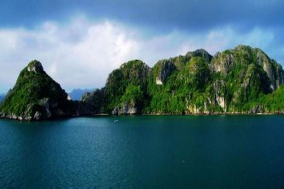 康辉旅游网<经典五钻越南>广州往返下龙湾豪华游船、升龙湾、惊讶洞、天堂岛、狮子岛动车6天