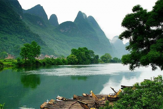 康辉旅游网<经典>3-4月WY只此青绿，兴坪漓江+银子岩+象鼻山+蝴蝶泉+十里画廊动车3天