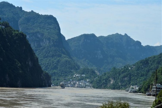 康辉旅游网<武隆船奇·星际水晶>下水·重庆+万州+武隆+三峡+宜昌+岳阳双高6天