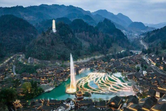 康辉旅游网<遇见>醉美乌江寨广州出发贵州花江大桥+巫山大峡谷+乌江寨+茅台+织金洞双动5天