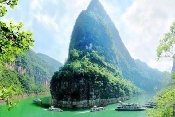 康辉旅游网<上水·总统七号> 广州出发武汉、岳阳楼+三峡大坝+神女溪、重庆双高6天