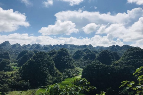 康辉旅游网ZM<环游滇东南>双动6天，南宁三街两巷+峰林布依+太平湖+元阳梯田+西南联大